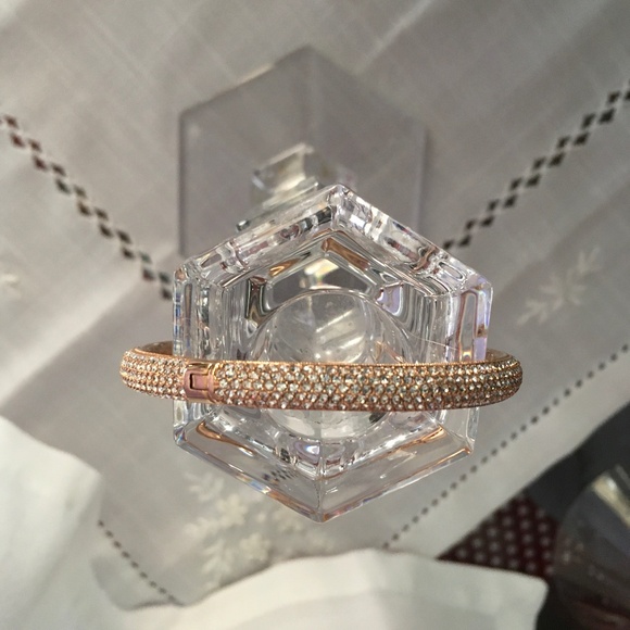 Nadri Rose Gold Crystal Pave Hinge Bangle Bracelet - Picture 1 of 6